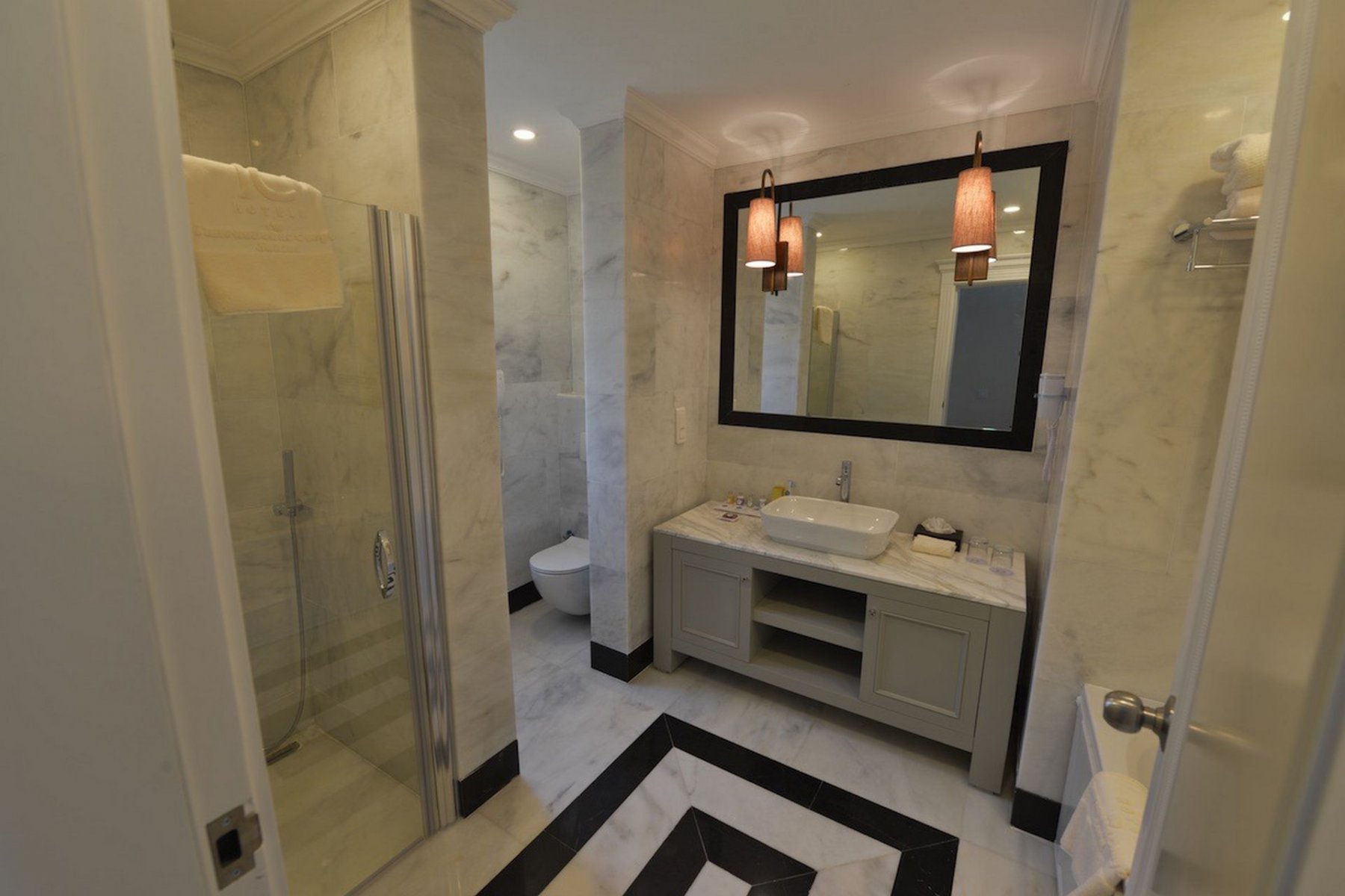 IC SANTAI Otel Göl Villaları 
