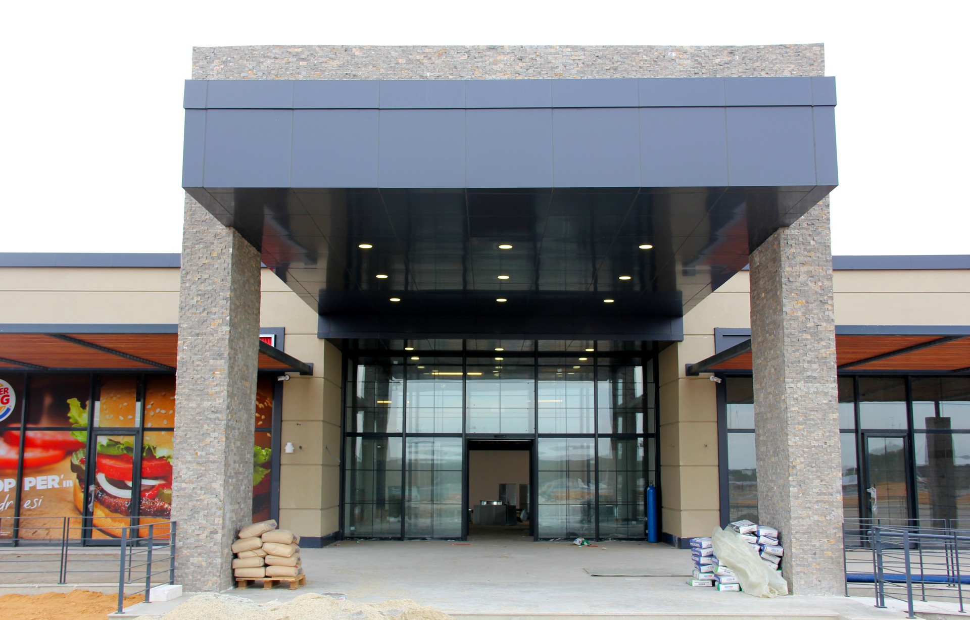 3rd Bridge and Motorway Service Facility