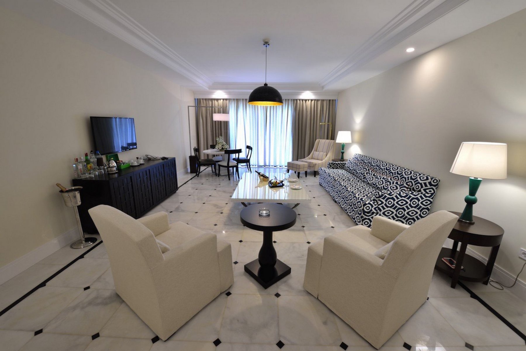 IC SANTAI Hotel Lake Villas